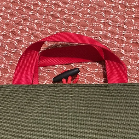 Took designs laptop case. 11 inch - Picture 3 of 4